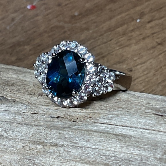 London Blue Topaz .925 Silver Ring - Picture 2 of 6